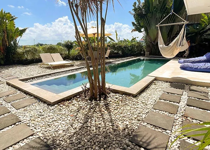 Dew Canggu Ferienhaus *